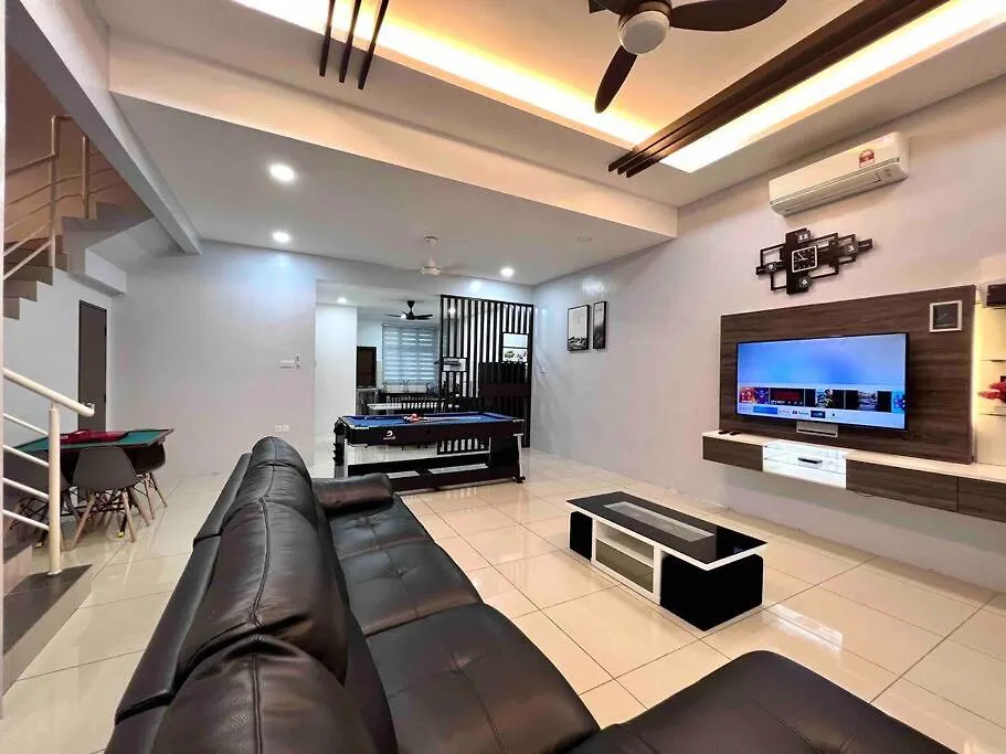 Prázdninový dům Ov 4 Bedrooms, Family 10-14 Pax Homestay Langkawi