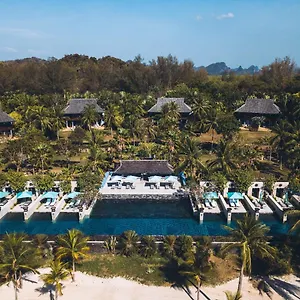 Four Seasons Курортный комплекс